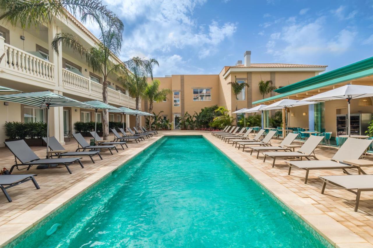 Barcelo La Nucia Palms Otel Dış mekan fotoğraf Hotel's pool